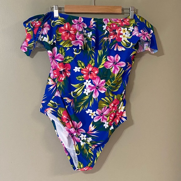 NWT Kona Sol Off Shoulder Ruffle Swimsuit - Picture 4 of 12